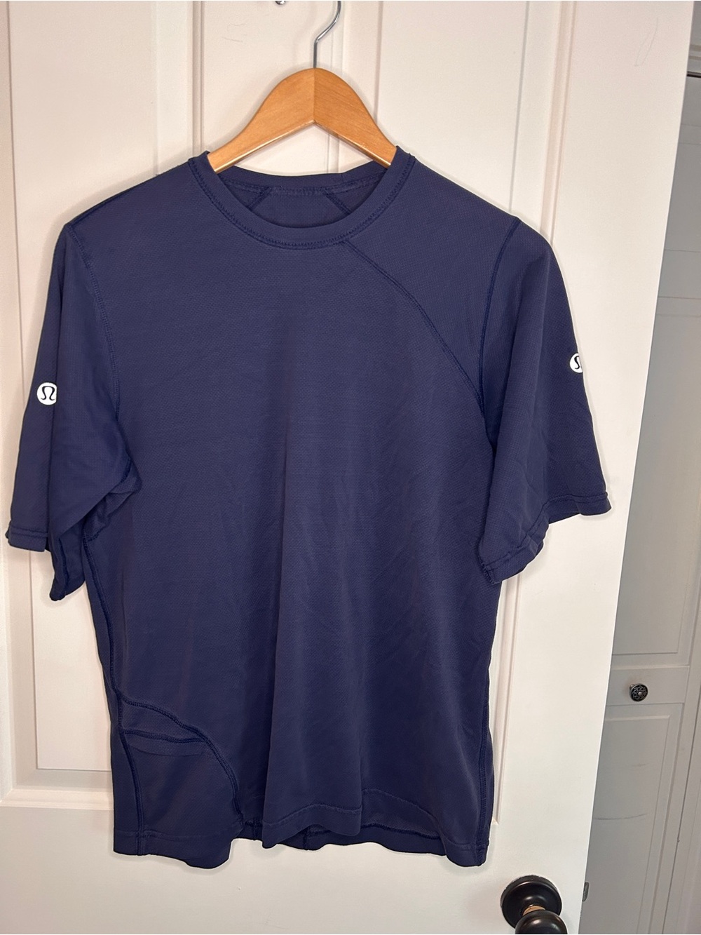 lululemon athletica Men’s Short Sleeve Crew Tee Yoga - Deep Navy - Medium